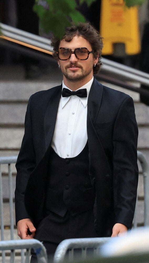 Benson Boone, invitado a la boda de Taylor Swift