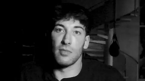Viruzz en su video Camino a La Velada Del Año 6 - Capítulo 1 Viruzz en su video Camino a La Velada Del Año 6 - Capítulo 1