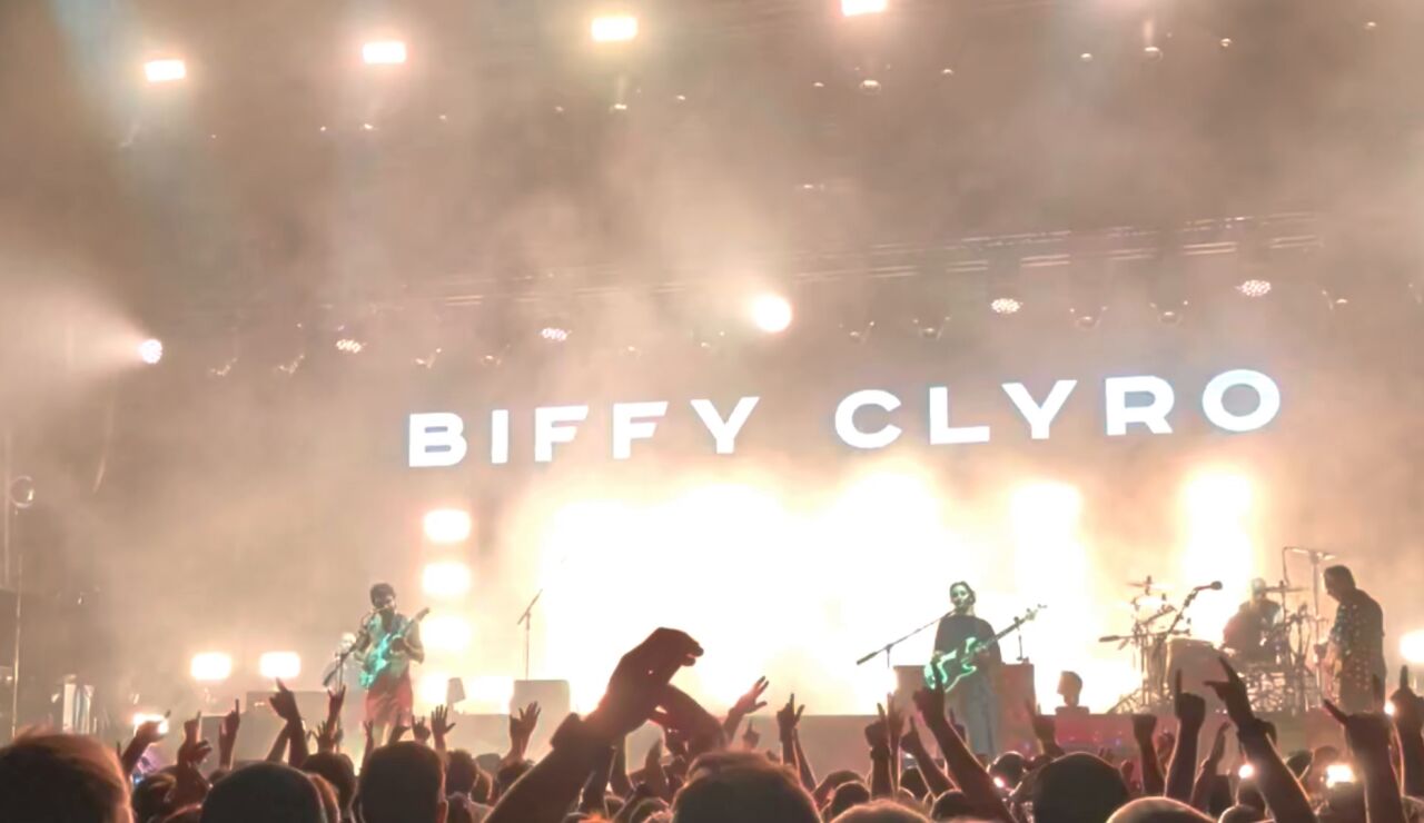 Biffy Clyro incendia las Noches del Bot&aacute;nico 