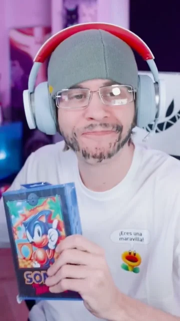 Rubius parodiando a Sasel. Rubius parodiando a Sasel.