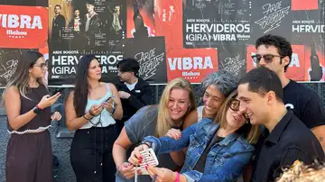 Arde Bogotá con sus fans Arde Bogotá con sus fans
