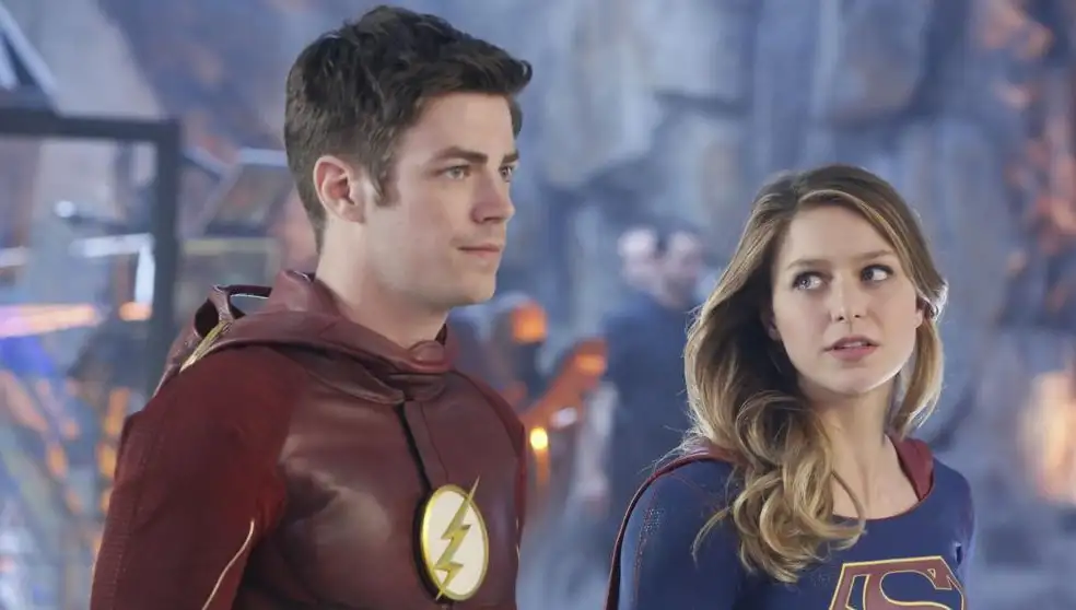Grant Gustin y Melissa Benoist en 'Supergirl'