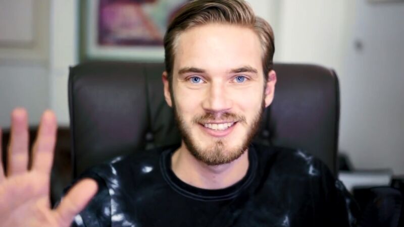 PewDiePie se casa por sorpresa