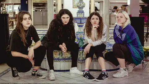 Hinds ha sido un fenómenos que ha revolucionado la música en 2016. Hinds ha sido un fenómenos que ha revolucionado la música en 2016.