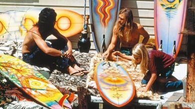 Vivo al lado de la mafia hippy que tomaba el LSD todas las semanas en los 60