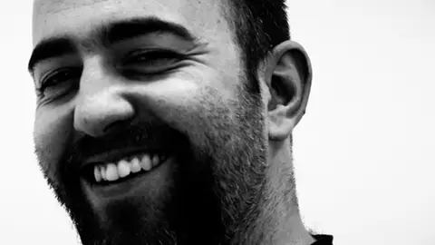 Javier Ortiz, fundador de El Sol de York Javier Ortiz, fundador de El Sol de York