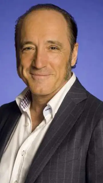 Roberto Álvarez, actor y productor Roberto Álvarez, actor y productor