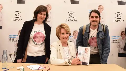 Homo Velamine con Esperanza Aguirre Homo Velamine con Esperanza Aguirre
