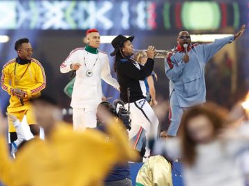 Los Black Eyed Peas en la final de la Champions