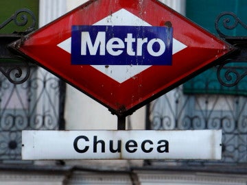 Acceso a la estación de metro de Chueca