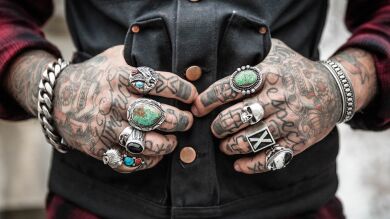 Ahora se llevan los tatuajes en una zona que jamás imaginarías