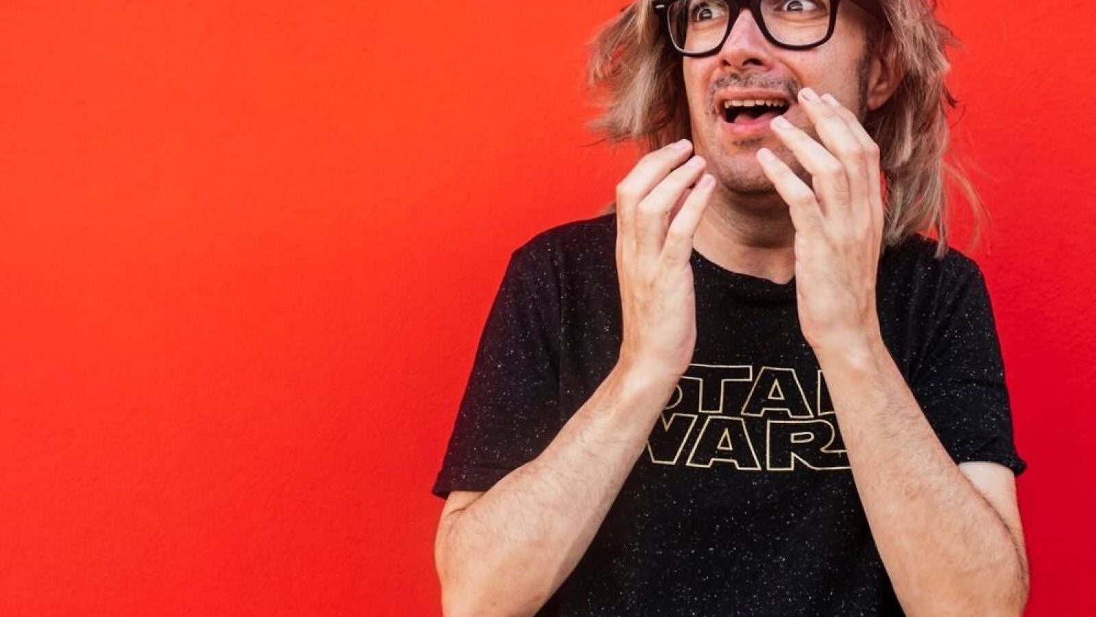 ¿De qué come un artista mientras espera el éxito, Toni Nievas? 