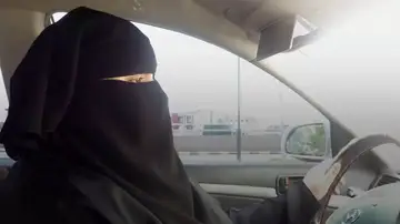 8 cosas que las mujeres siguen sin poder hacer en Arabia Saudí