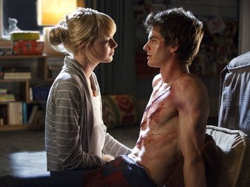 Emma Stone y Andrew Garfield en The Amazing Spider-Man (2012)