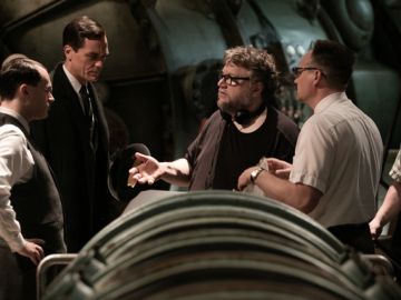 Guillermo del Toro en el rodaje de 'La forma del agua'