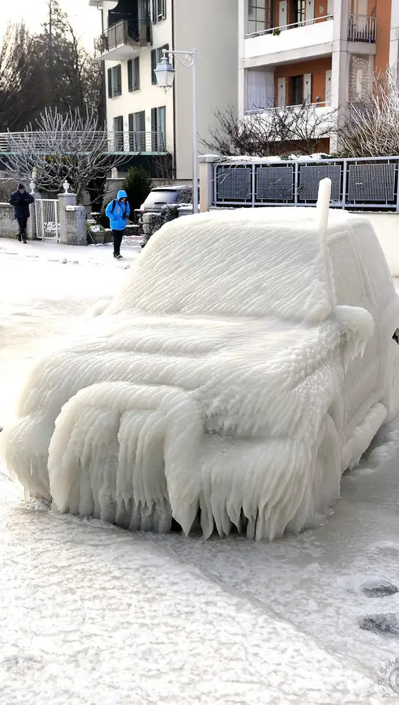 frozen-car-art-winter-frost-8-5880904432465__700.jpg