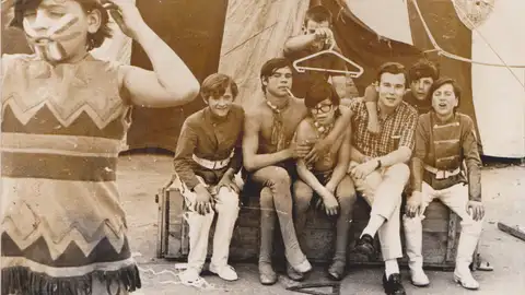 Muchachos en el circo Muchachos en el circo