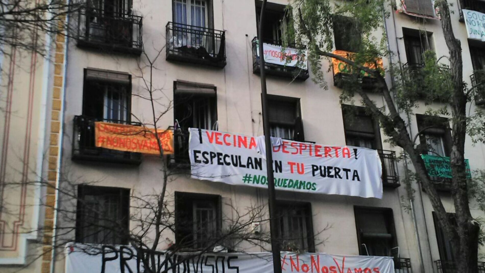El edificio de Lavapi&eacute;s que sufre desahucios invisibles