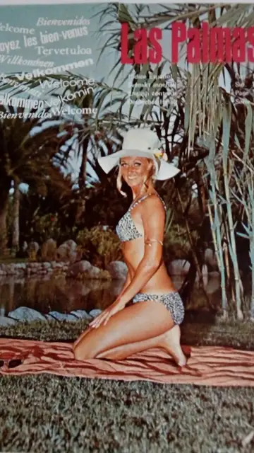 June Hoo-Paris en su juventud June Hoo-Paris en su juventud