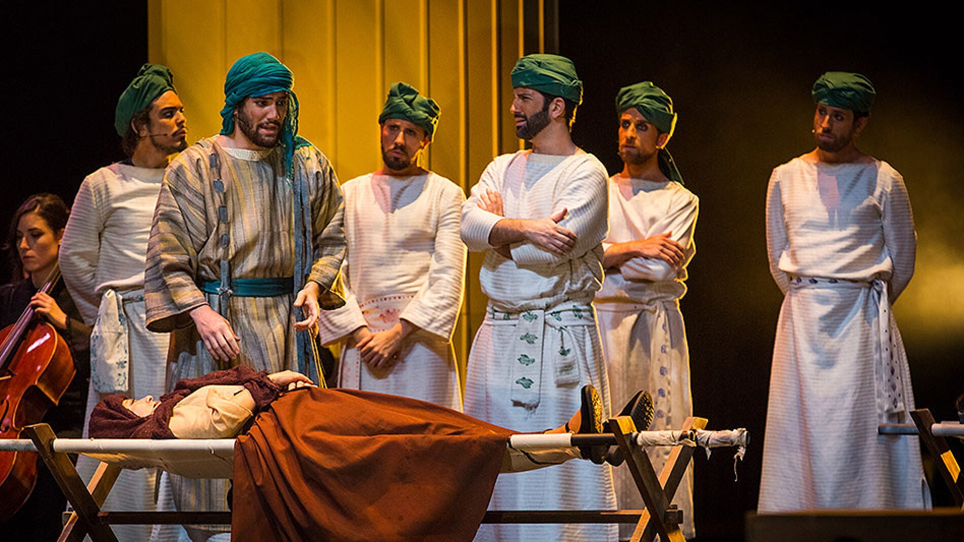 Escena de 'El M&eacute;dico' el musical