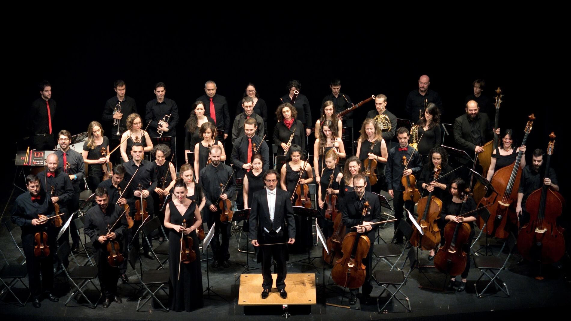 Orquesta de m&uacute;sica