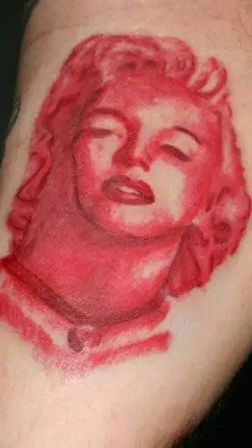 Marylin, en versión cuellotoro Fernando Alonso Marylin, en versión cuellotoro Fernando Alonso