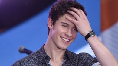 Billie Eilish pasa de Shawn Mendes