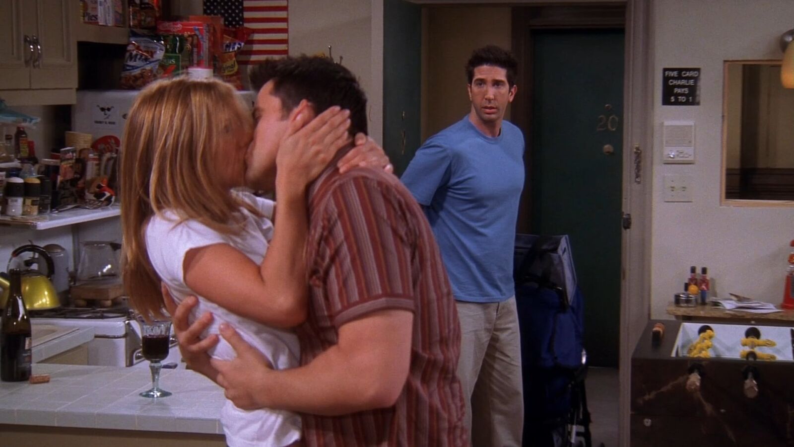 Por qué nos gustan tanto los triángulos amorosos de las series