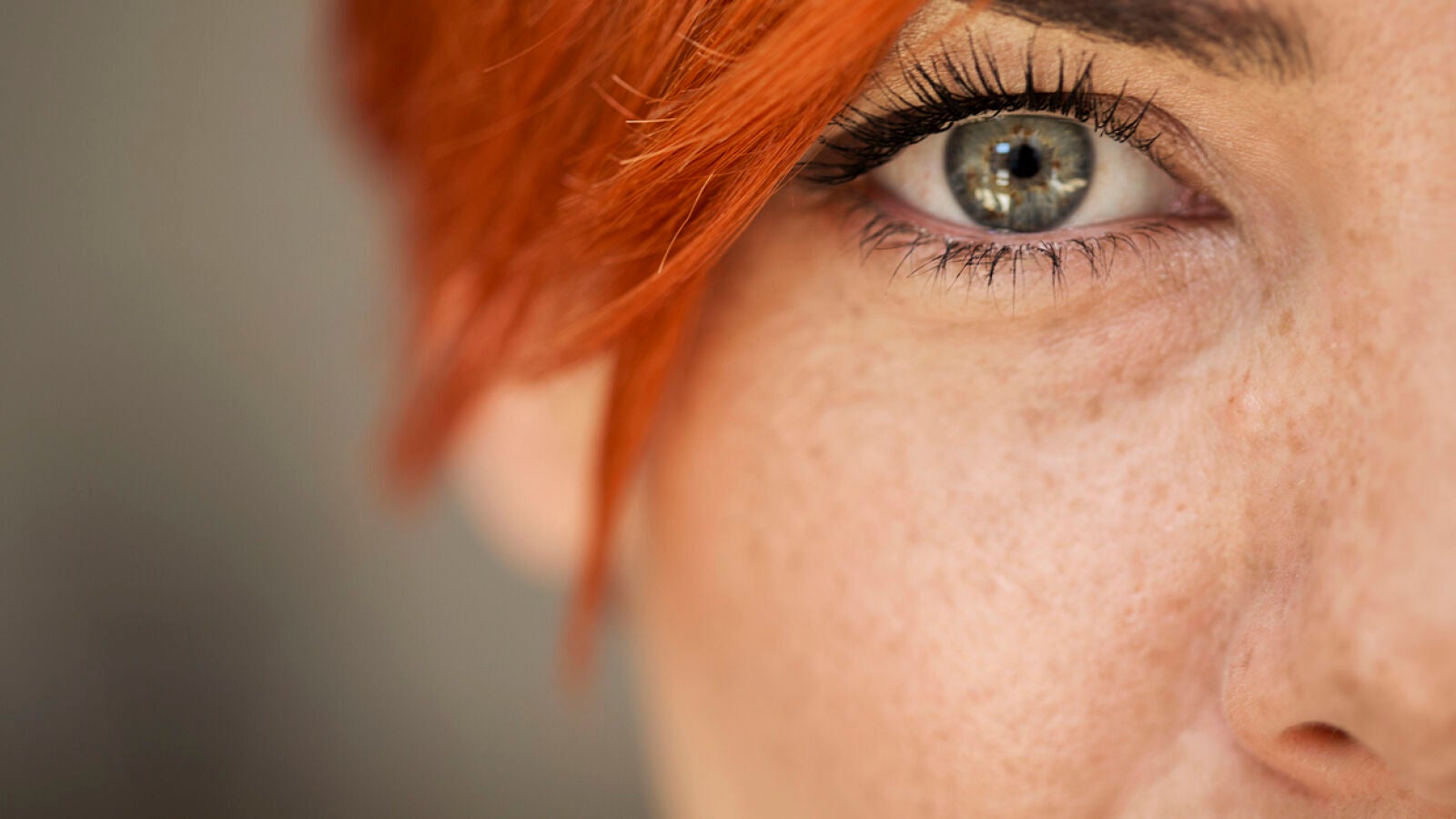 Tatuarse pecas para toda la vida: así es el freckling, la última tendencia estética