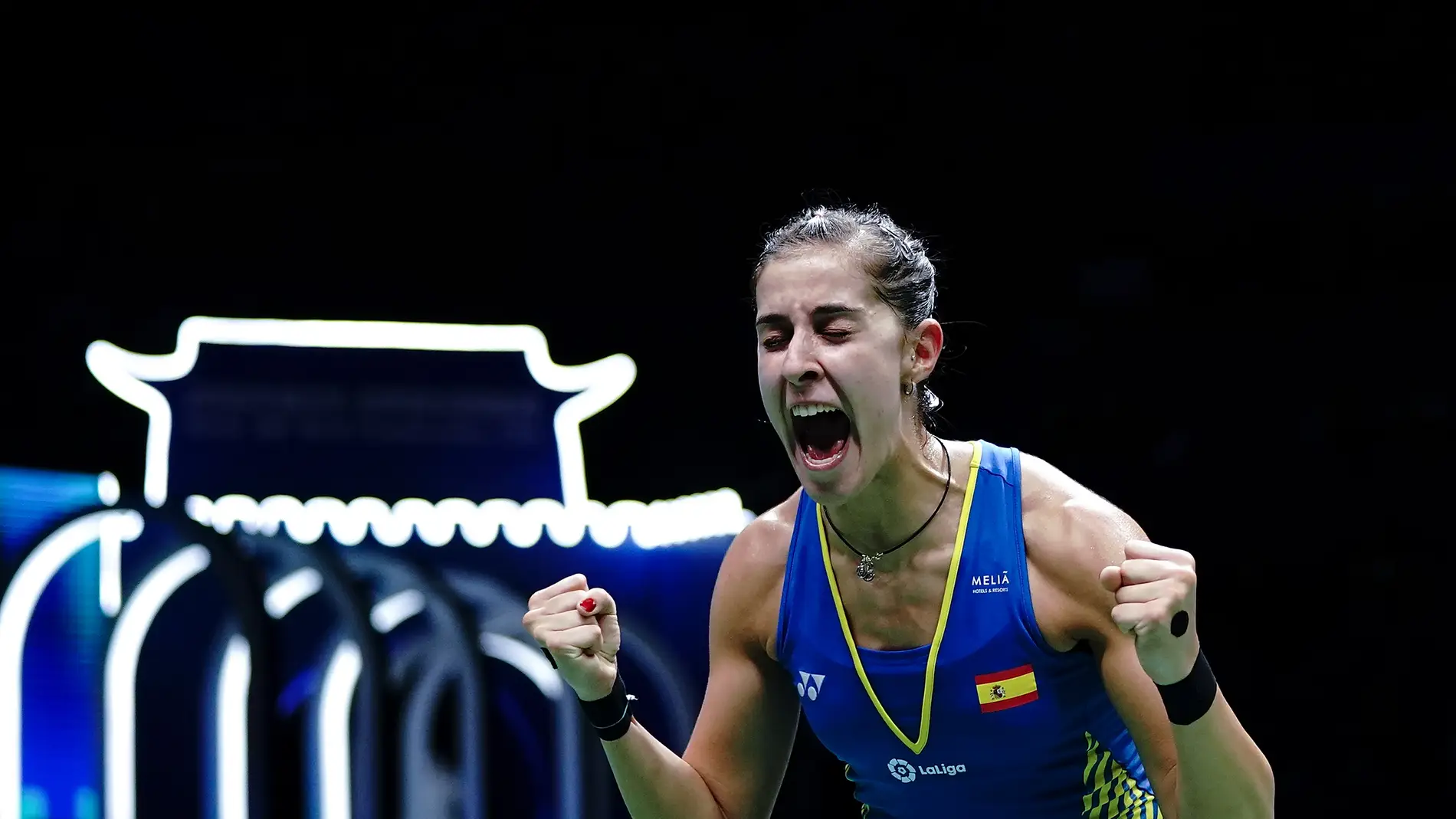 Carolina Marín celebra su victoria en el Mundial de bádminton