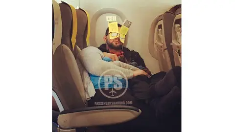Cosas raras que te encuentras en un avión Cosas raras que te encuentras en un avión