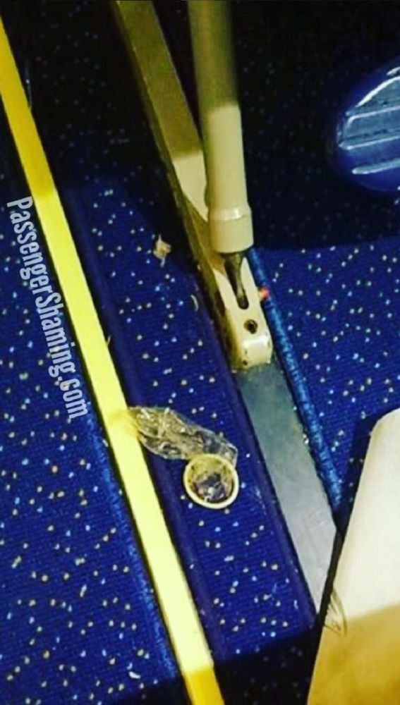 Cosas raras que te encuentras en un avión