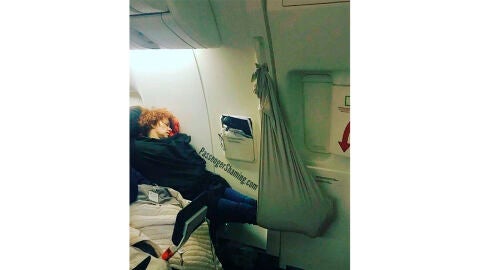 Cosas raras que te encuentras en un avión 