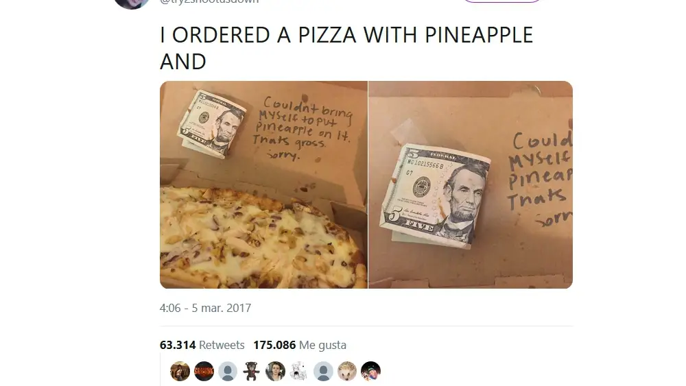 Pizza con piña