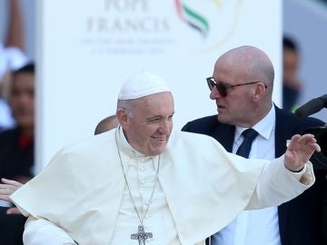 El papa Francisco oficia una misa multitudinaria en Abu Dabi