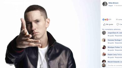 Se da cuenta de que Eminem nunca sonríe en las fotos y decide arreglarlo con Photoshop