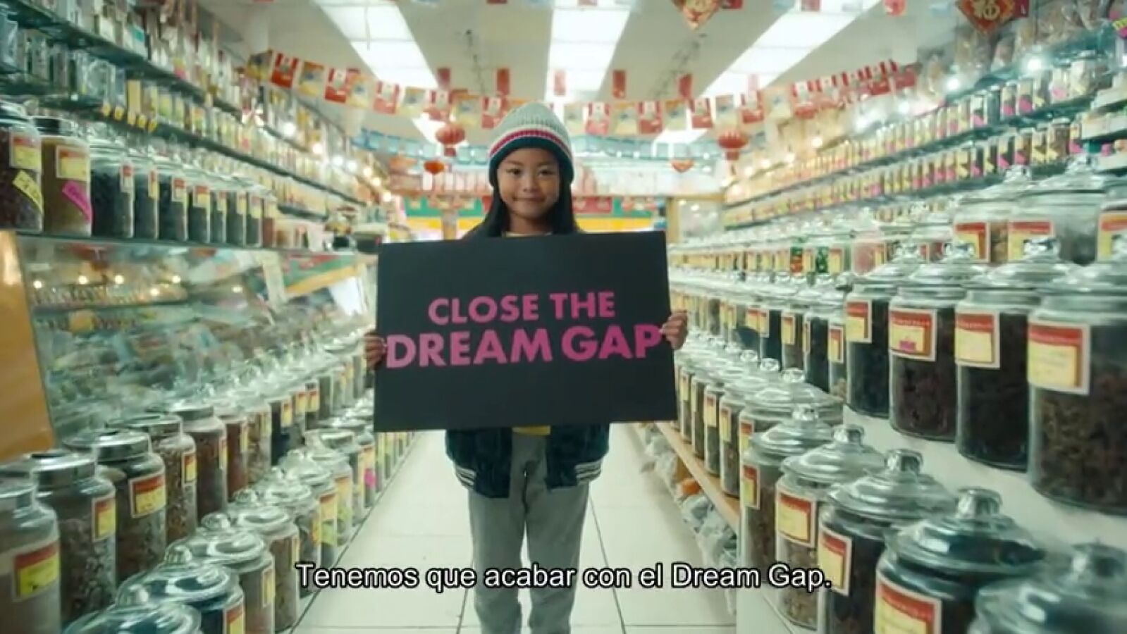 Las niñas protestan por la falta de oportunidades en un vídeo que vuelve a ser viral con motivo del 8M