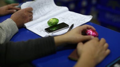 La escuela mixta es todavía muy machista