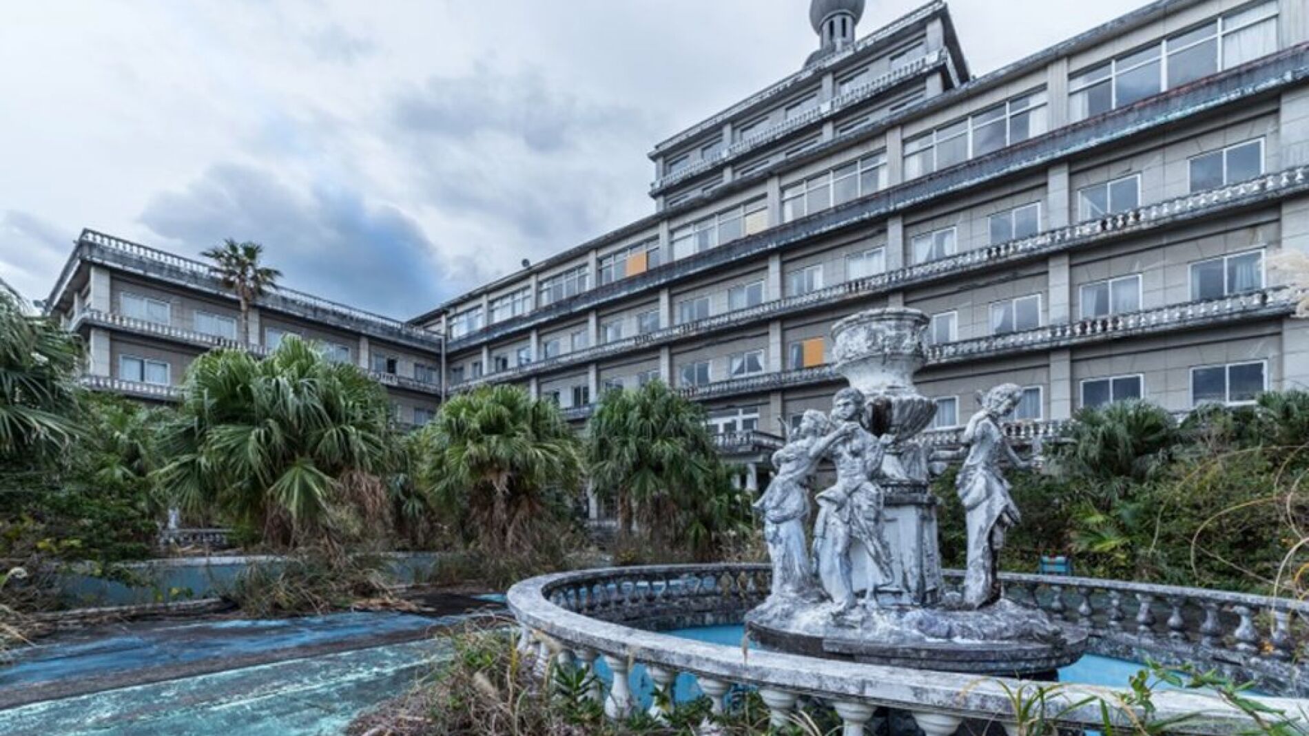 Hotel abandonado en Jap&oacute;n