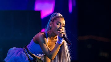 Ariana Grande durante su actuación en Coachella 2018