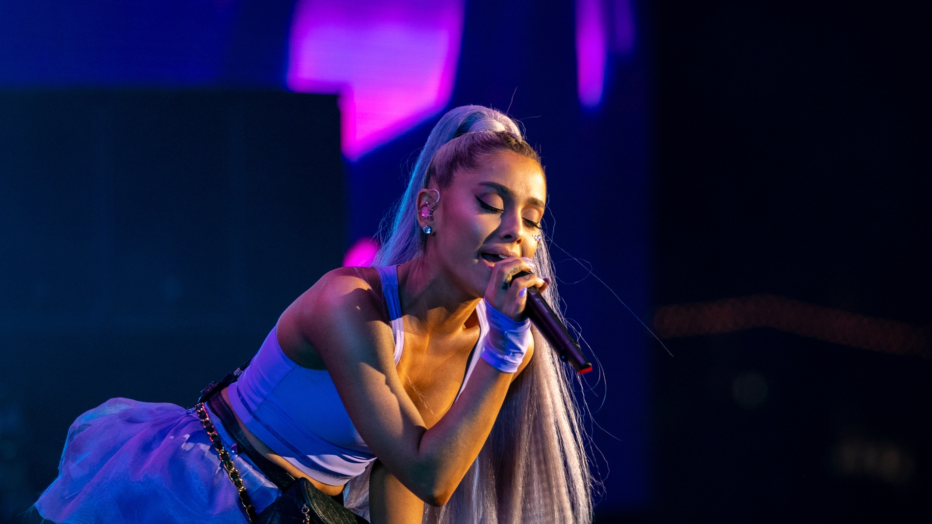 Ariana Grande durante su actuación en Coachella 2018