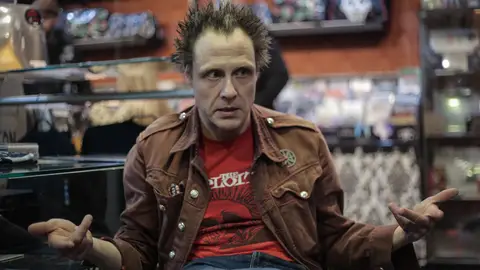 El agitador punk Dani Mortaja El agitador punk Dani Mortaja