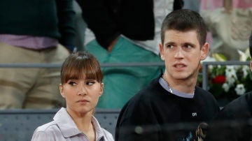 Aitana Ocaña y Miguel Bernardeau