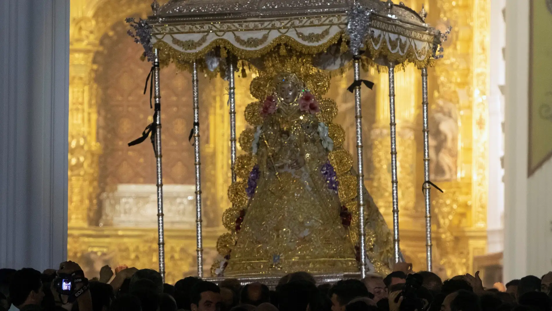 Imagen de la Virgen del Rocio
