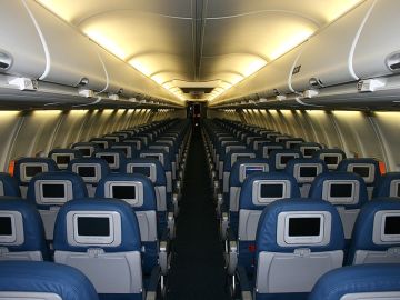 Avi&oacute;n vac&iacute;o