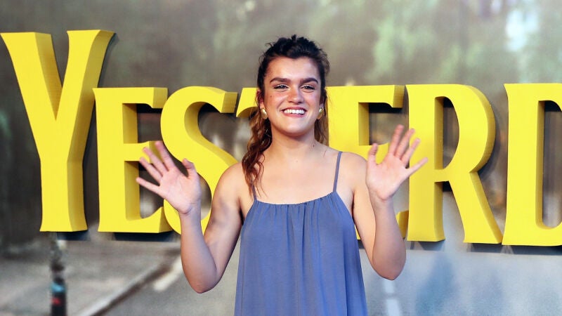Amaia te da su número en 'Quedará en nuestra mente'... ¡y te canta al oído!
