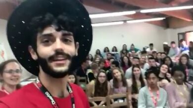 La inesperada confesión de un profesor inglés el último día de clase que deja flipando a sus alumnos españoles
