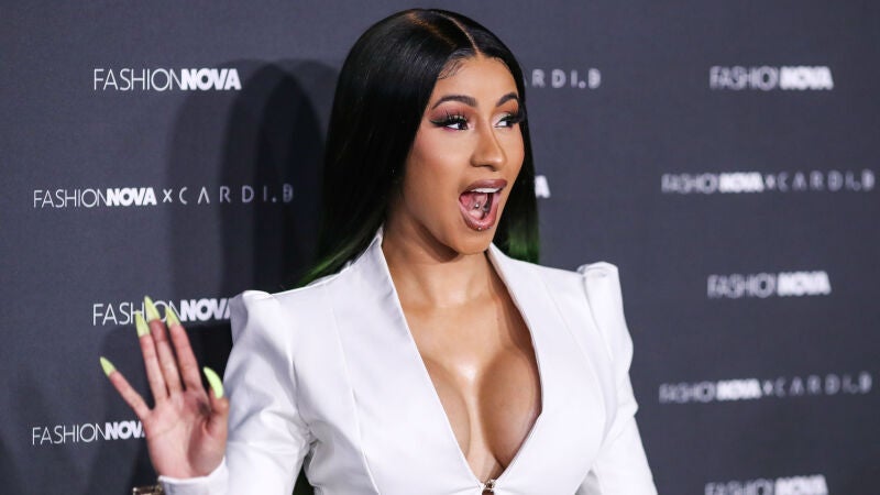 Detienen a Offset, marido de Cardi B, mientras hace un directo de Instagram 