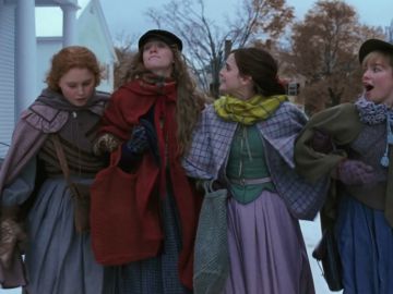 Jo, Beth, Amy y Meg (Saoirse Ronan, Emma Watson, Florence Pugh y Eliza Scanlen) en el tráiler de 'Mujercitas'