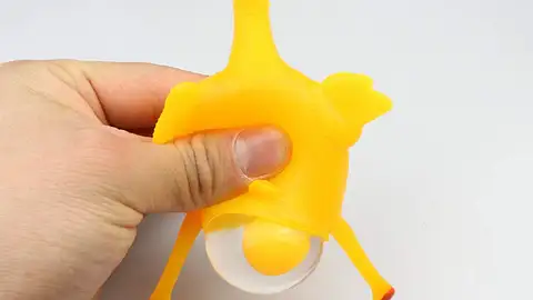 Llavero con forma de pollo Llavero con forma de pollo